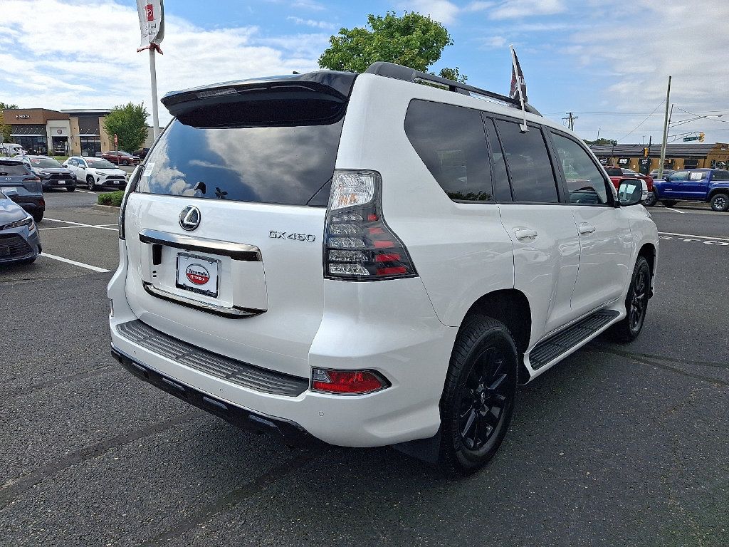 Used 2023 Lexus GX 460 w/ Black Line Special Edition AWD/4WD image 6