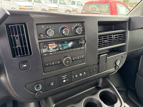 New 2025 Chevrolet Express 3500 w/ Driver Convenience Package image 16