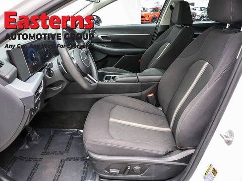 Used 2025 Hyundai Sonata SEL FWD image 14