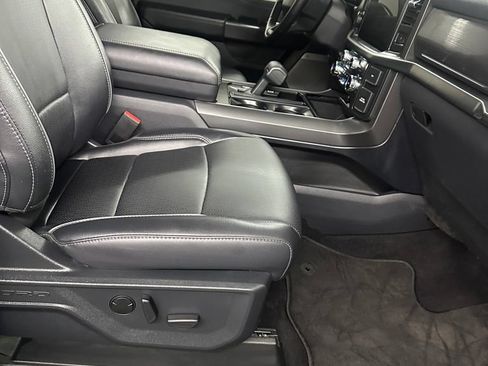 Used 2025 Ford F150 Lariat AWD/4WD image 36