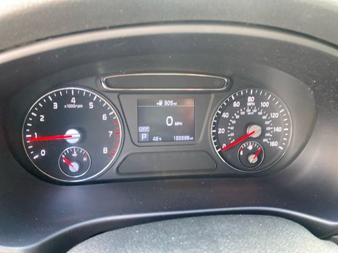 Used 2019 Kia Sorento L FWD image 13