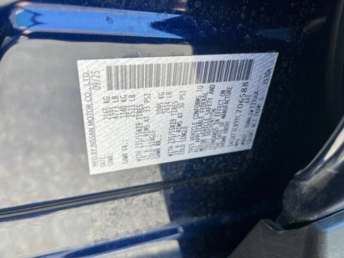 Used 2026 Nissan Rogue SL AWD/4WD image 32