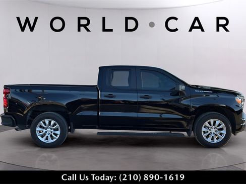 Used 2024 Chevrolet Silverado 1500 Custom image 16