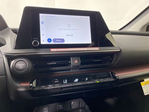 New 2026 Toyota Prius SE image 17