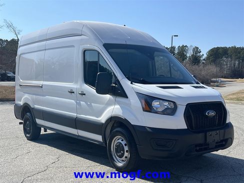 Used 2023 Ford Transit 250 148 High Roof image 4