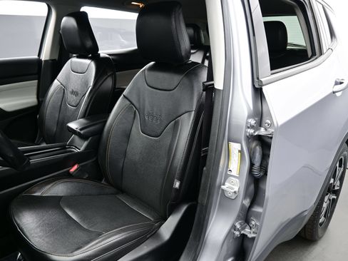 Used 2022 Jeep Compass Limited AWD/4WD image 15