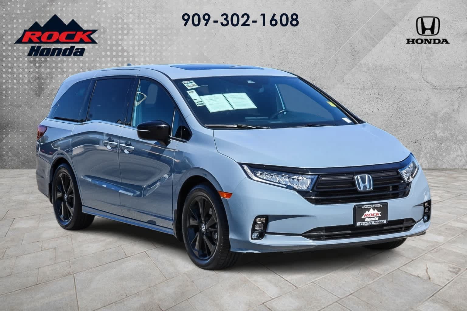 Certified 2024 Honda Odyssey Sport image 3