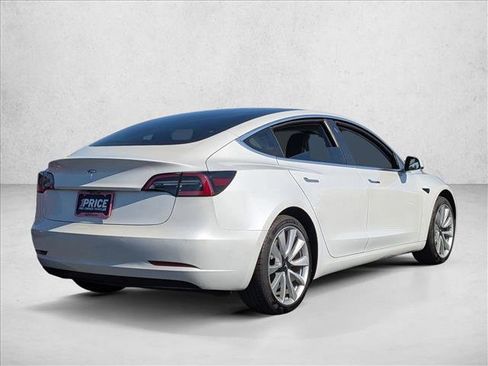 Used 2020 Tesla Model 3 Standard Range Plus image 5