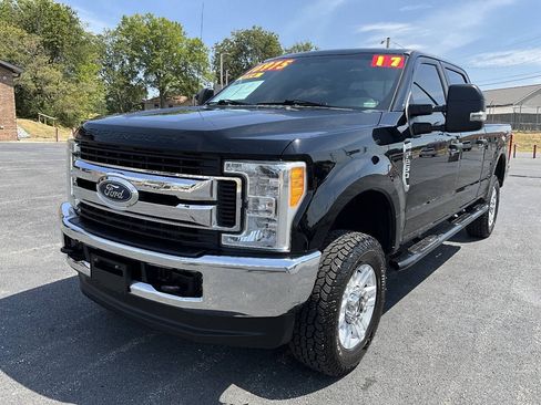Used 2017 Ford F250 XL w/ STX Appearance Package AWD/4WD image 40