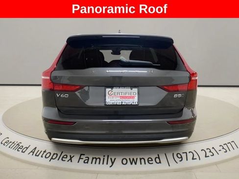Used 2025 Volvo V60 B5 Cross Country Plus AWD/4WD image 4
