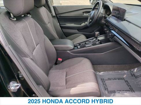 Certified 2025 Honda Accord Sport image 25