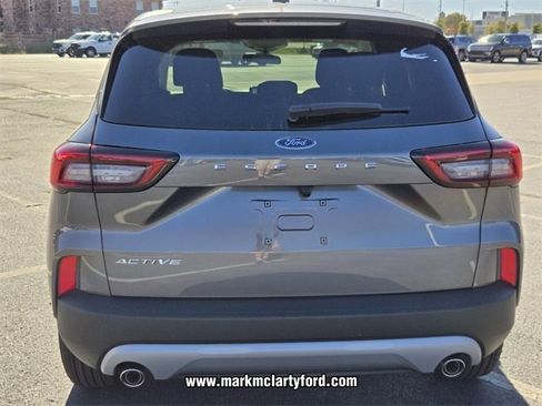 New 2026 Ford Escape Active image 9