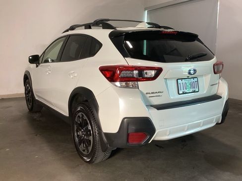 Used 2022 Subaru Crosstrek 2.0i Premium AWD/4WD image 10
