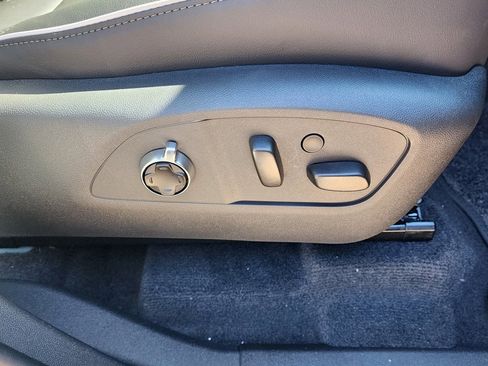 New 2026 Buick Enclave Avenir image 42