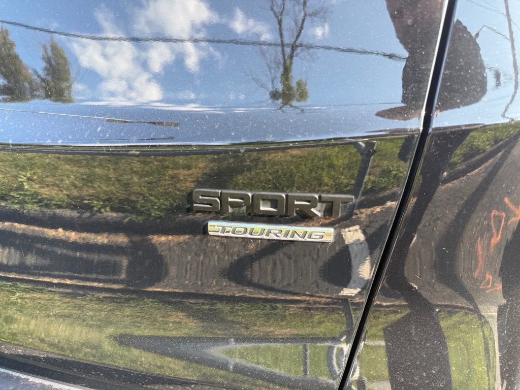 Used 2024 Honda CR-V Sport Touring image 6