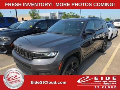 Used 2023 Jeep Grand Cherokee L Laredo