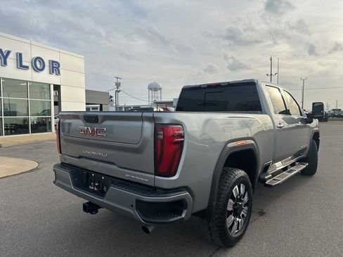 Used 2026 GMC Sierra 2500 Denali image 21