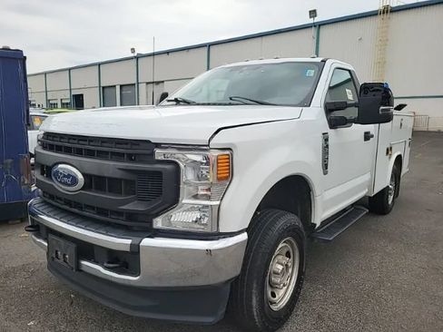 Used 2022 Ford F250 XL w/ Power Equipment Group AWD/4WD image 1