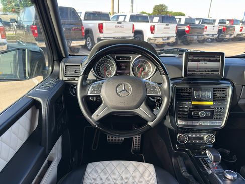 Used 2016 Mercedes-Benz G 63 AMG 4MATIC image 15