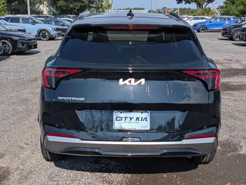 New 2026 Kia Sportage SX FWD image 5
