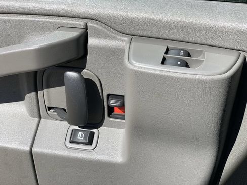 New 2026 Chevrolet Express 3500 w/ Power Convenience Package RWD image 21
