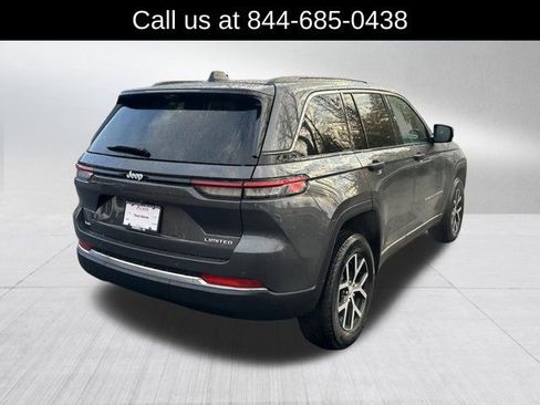 New 2025 Jeep Grand Cherokee Limited w/ Luxury Tech Group II image 5