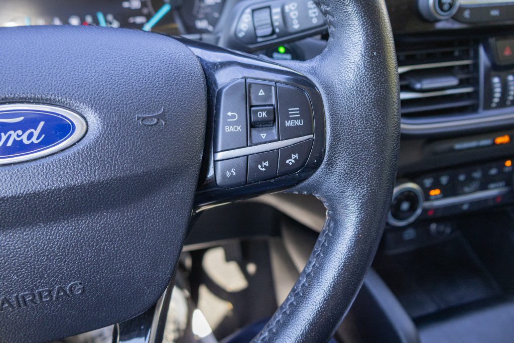 Used 2021 Ford Escape SE w/ Cold Weather Package FWD image 21