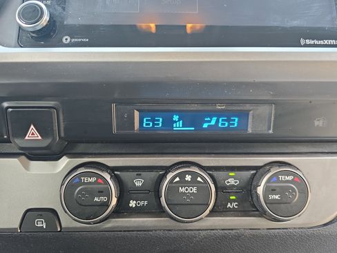 Used 2022 Toyota Tacoma SR5 image 23