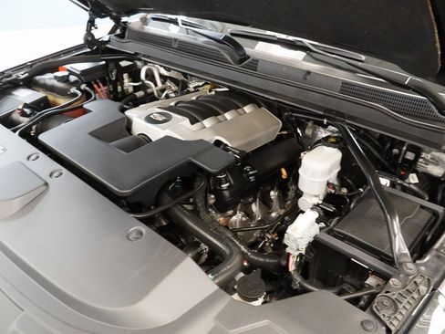 Used 2017 Cadillac Escalade ESV Premium Luxury image 14