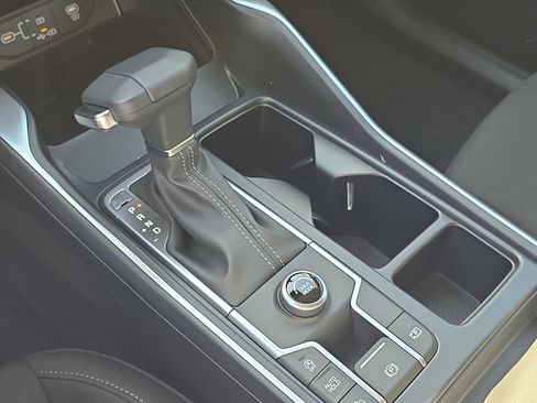 New 2026 Kia Sorento LX FWD image 25