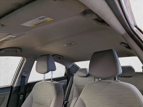 Used 2017 Hyundai Accent SE FWD image 17