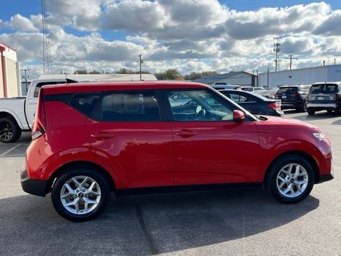 Used 2020 Kia Soul S image 14