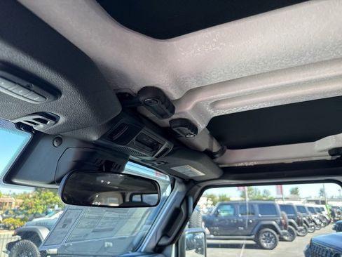 New 2025 Jeep Wrangler Unlimited Sport image 20