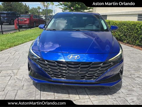 Used 2023 Hyundai Elantra Limited FWD image 2