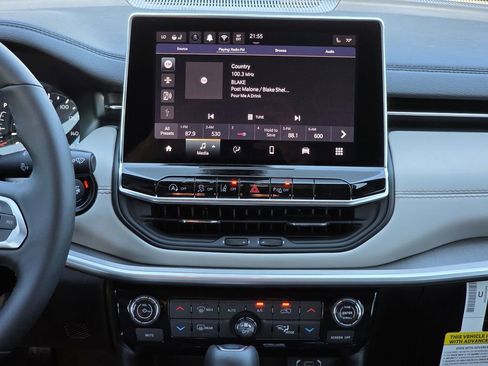 New 2026 Jeep Compass Limited image 12