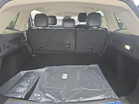 New 2026 Lincoln Nautilus Premier image 23