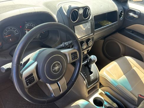 Used 2015 Jeep Patriot High Altitude AWD/4WD image 7