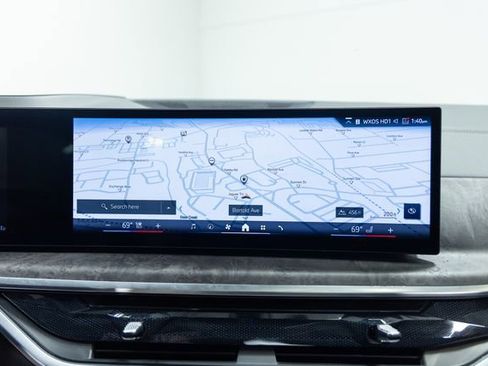 Used 2024 BMW X5 xDrive40i AWD/4WD image 17