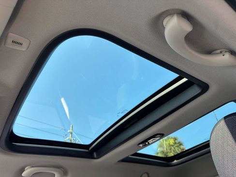 Used 2025 MINI Cooper S image 4