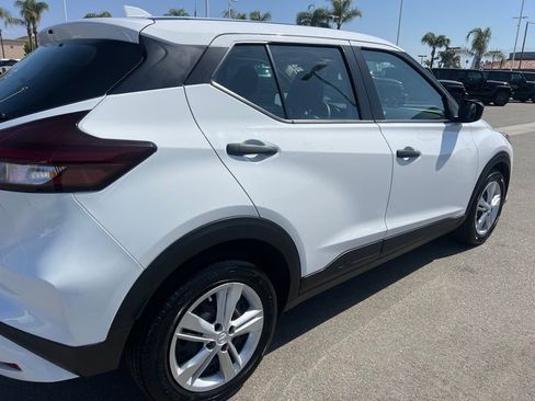 Used 2024 Nissan Kicks S FWD image 12