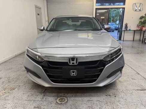 Used 2018 Honda Accord LX image 2
