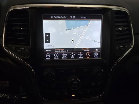Used 2018 Jeep Grand Cherokee Altitude RWD image 20