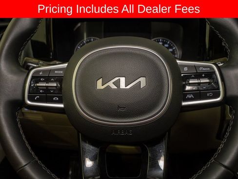 Used 2023 Kia Sorento S w/ Panoramic Sunroof Package FWD image 20