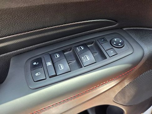 Used 2024 Dodge Durango GT AWD/4WD image 29