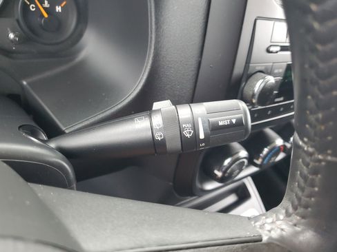 Used 2017 Jeep Patriot Latitude image 28