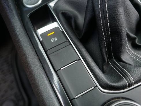 Certified 2022 Volkswagen Tiguan S AWD/4WD image 34