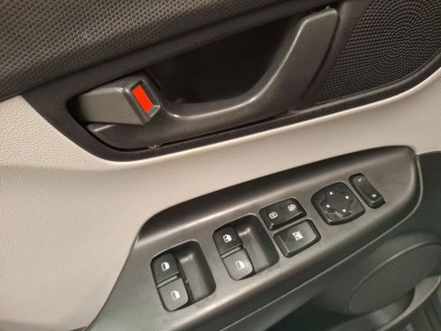 Used 2022 Hyundai Kona SEL image 15