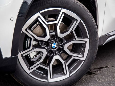 New 2026 BMW X1 xDrive28i image 9