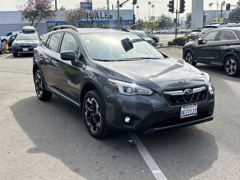 Used 2023 Subaru Crosstrek 2.5i Limited w/ Moonroof Package image 3