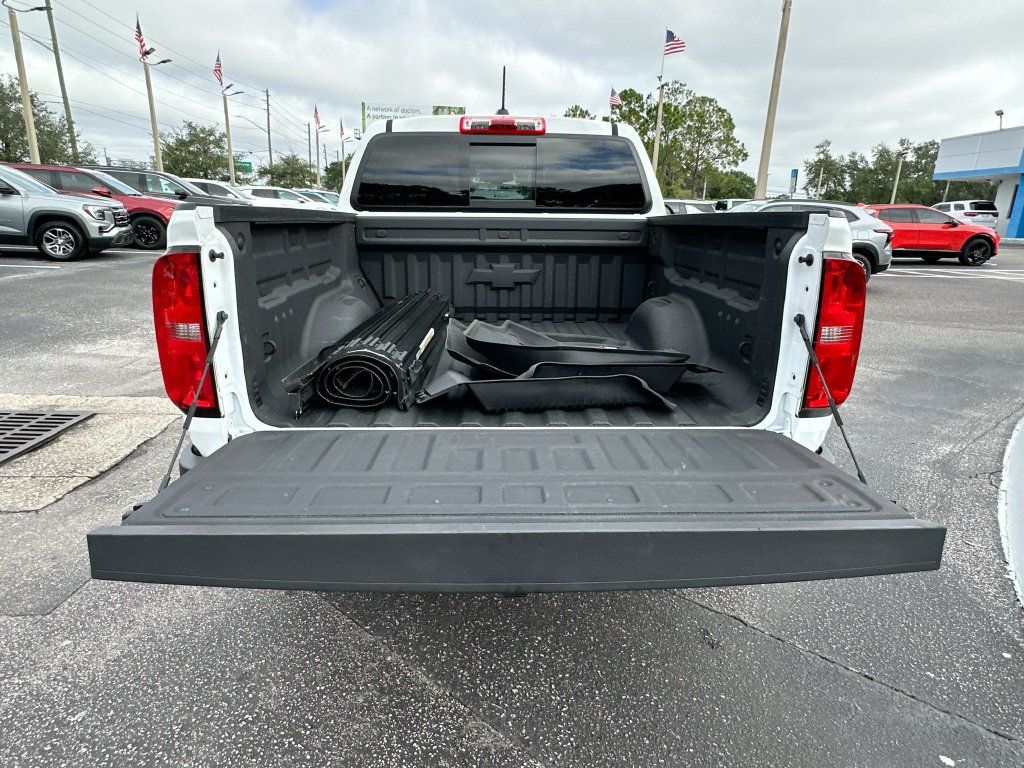 Used 2022 Chevrolet Colorado LT w/ Redline Special Edition AWD/4WD image 23